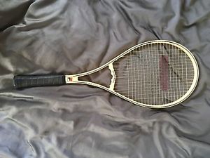 fila tennis racket