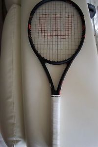 WILSON BURN FST 95  GRIP  4 1/4 STRUNG WITH LUXILON
