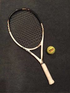 Wilson One Blx Tennis Racket 4 1/2 Grip Strung