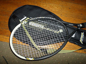 wilson hyper hammer carbon tennis racquet