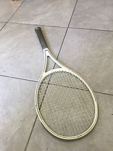 Vintage World Player Graphite Midsize Tennis Racquet 4 1/4" Grip