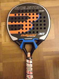 Bullpadel skeleton proline 2016, 373gr, nueva y precintada.