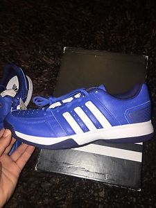 Adidas response Attack Tennis shoe, Blue, Size 10.5