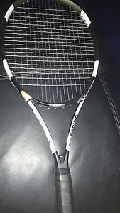 Pacific xforce pro 18/20 tennis raquet