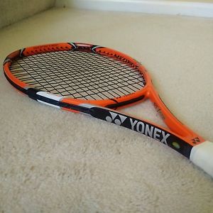 Yonex VCore Tour G. 4 3/8 grip