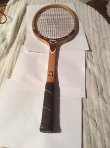 Vintage Wood Tennis Racquet - Davis Hi Point TAD - Great