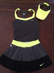 Women's NIKE Tennis Outfit- 3 Piece- Small