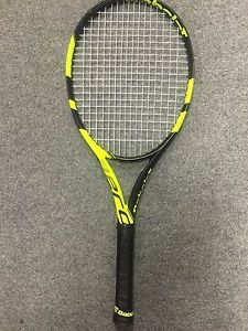 Babolat Pure Aero 2016 4 1/2 STRUNG (Tennis Racket 300g 10.6oz FSI Cortex Drive)