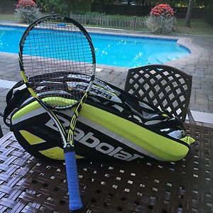 Preowned BabolaT  Aero 4 1/4 France Tennis Racket with Case Aeroprodrive Corteh