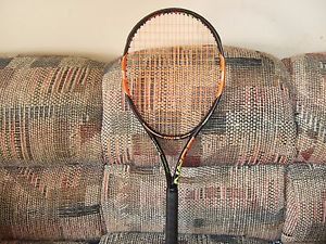 WILSON TENNIS RACKET. BURN 100S . A LITTLE USED. 4 1/4