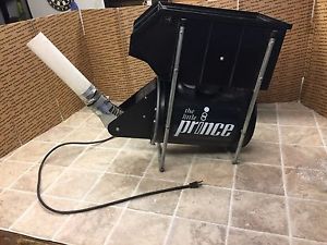 THE LITTLE PRINCE TENNIS PRACTICE BALL MACHINE * Works Great!*Local PICK UP ONLY