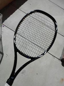 Yonex Ezone 100 grip 4-1/4 "great condition"