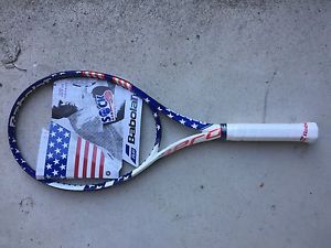 NEW! Babolat PURE AERO US OPEN EDITION 4 5/8 (STARS & STRIPES) with cover