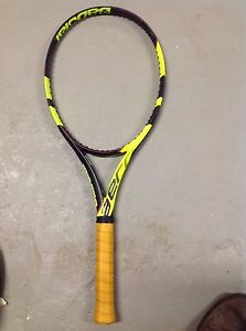 Babolat Pure Aero Tour 4-3/8 Tennis Racquet