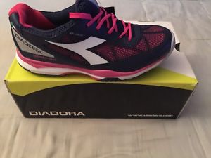 DIADORA S.PRO EVO WOMANS TRUE TENNIS SHOE SIZE 8 NEW IN BOX W/TAGS