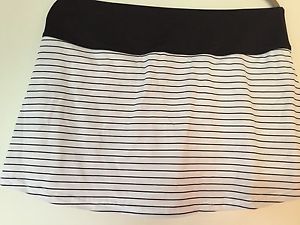 Bolle Tennis Skirt Size Large Black And White Stripe