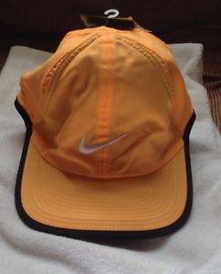 Nike Featherlight Adjustable Back Hat New With Tag