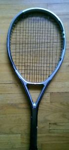 Tennis Racquet Wilson Triad 3.2