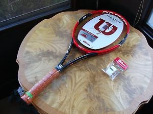 Wilson Pro Staff RF97 Autograph 16X19 4 3/8 + Bonus (OverGrip and Strings)