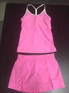 Tennis womans nike skirt and top