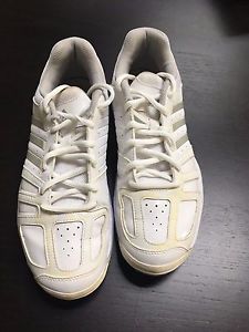 Womans tennis shoe adidas  size 8 white with lavender stripe