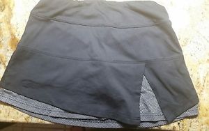 BOLLE  GIRLS TENNIS SKORTS,  SIZE S