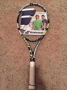 *NEW* Babolat Aeropro Team 4 1/2 Unstrung