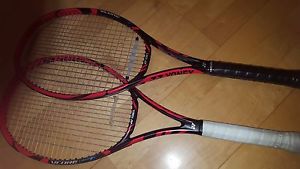 Yonex VCore Tour F 97 Lite Tennis rackets (2)