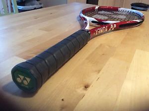 Excellent Yonex VCore 95D, Grip 2 (4 1/4)