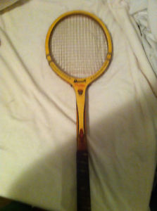 VINTAGE  BANCROFT PRESTIGE WOOD TENNIS RACQUET--HAND CRAFTED--FIBRE SEALED--VGC
