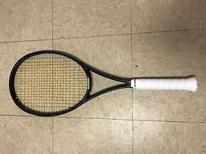 Wilson Blade 93 BLX 4 3/8 STRUNG 11.4oz Tennis racket 18x20 324g (TOUR)