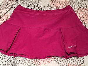 Nike Women's Dry Fit Tennis Skirt, Size M, Worn One Time