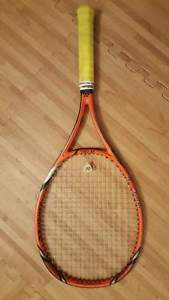 Yonex Vcore Tour G330(Stan Wawrinka) 4 3/8"