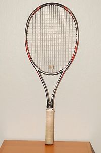 Dunlop Biomimetic 300 Tour tennis racquet 97 sq in 4 3/8