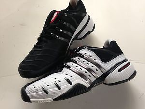 Adidas Baricade 5 mens classic tennis shoe, 1/2  white, 1/2 black  size 8