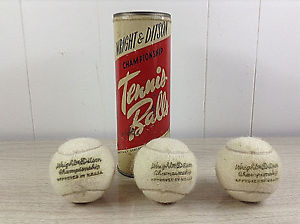 Wright & Ditson Tennis Balls Metal Can With 3 All Wool Covered Balls Vintage