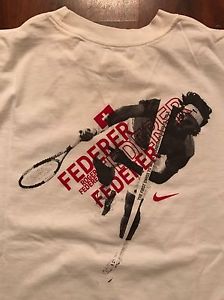 Roger Federer Nike white Tennis t-shirt Swiss Flag Vintage Collectors Rare !!