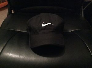 NWT black nike hat dri-fit adjustable (Tennis/Golf)