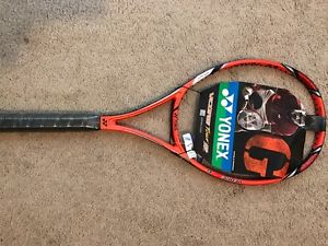 yonex vcore tour G 97 330 4 1/4