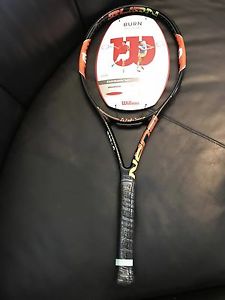 Wilson Burn 100 Team (Grip size 4 1/8")