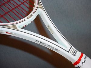 YAMAHA TENNIS RACQUET VINTAGE YAMAHA WHITE GOLD 100 CERAMIC TENNIS RACQUET