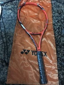 Yonex VCORE TOUR G 330 97 4 1/2