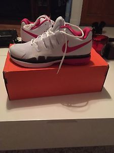 NIKECOURT ZOOM VAPOR 9.5 TOUR