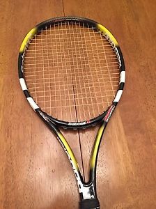 Babolat Pure Storm MP Team 4 1/2" Grip Excellent Condition SHIPS FAST