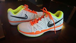 Nike Vapor Adv Tennis shoes