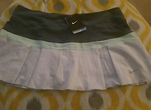 Womens Nike tennis skirt (size large ) dryfit