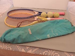 RACKETS tennis DONNAY with case.