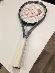 Wilson Ultra XP 100LS tennis racket