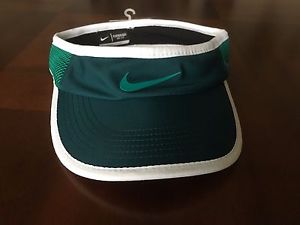 New Women's Nike Court Featherlight Dri-Fit Tennis Golf Visor S/M Turquoise