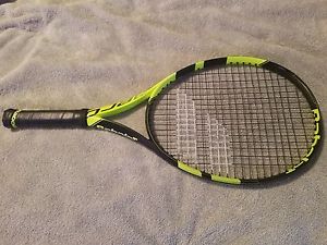 Babolat Pure Aero JR 25 Tennis Racquet 4 1/2" Grip   *PRACTICALLY BRAND NEW*